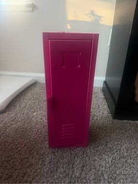 Emily Rose Doll Locker